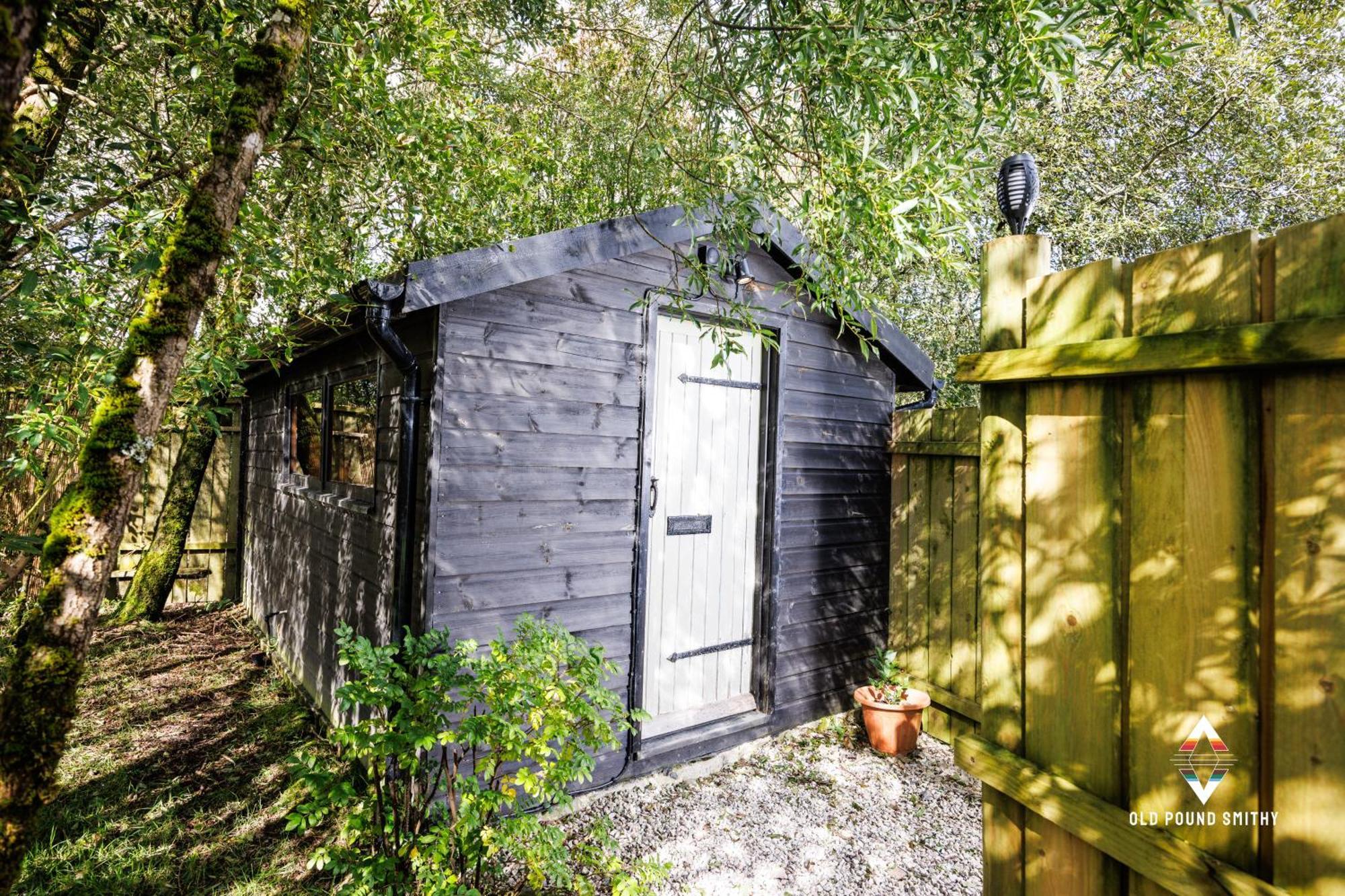 Old Pound Smithy Hotel Bideford Exterior photo
